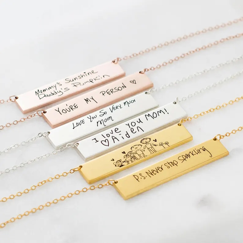 Niestandardowy naszyjnik z imi – Handwriting Necklace Bar recenzja i cena